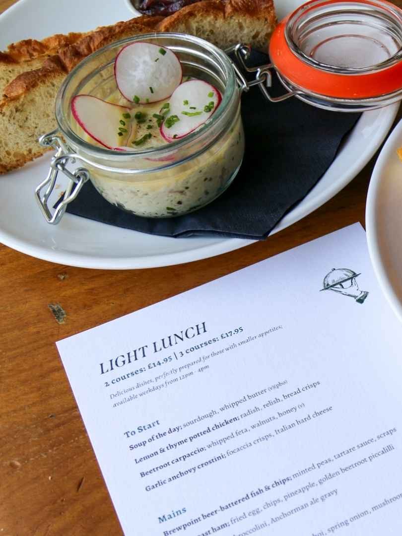 Light lunch 2 course or 3 course menu at The Park Pub